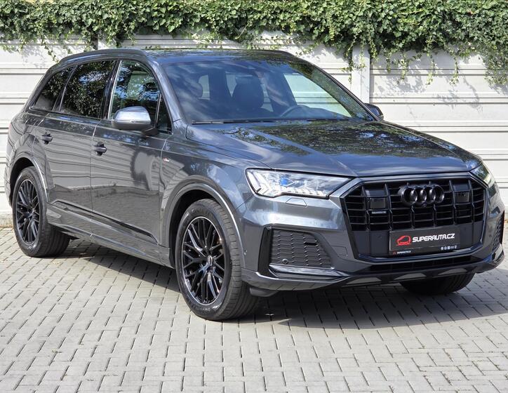 Audi Q7 1