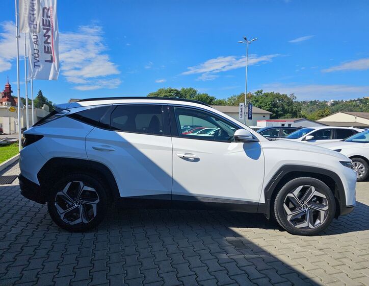 Hyundai Tucson 4