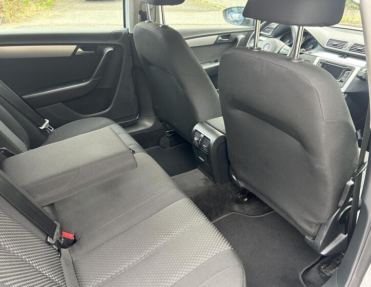 Volkswagen Passat 42