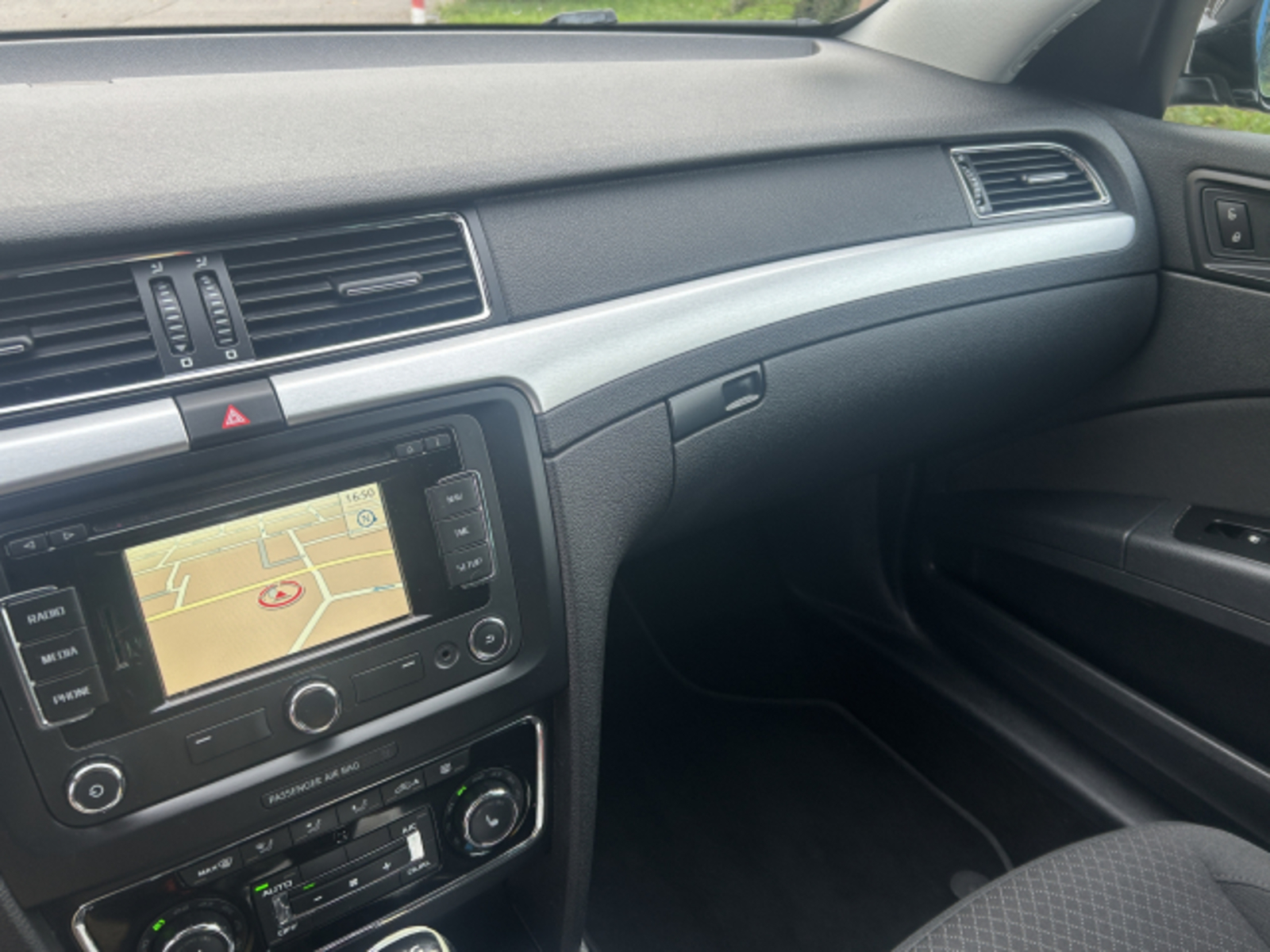 Škoda Superb 64