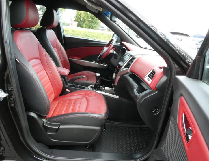 SsangYong Tivoli 26