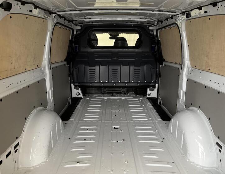 Mercedes-Benz Vito 21