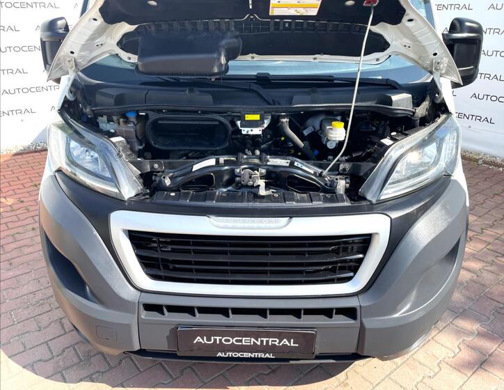 Peugeot Boxer 8