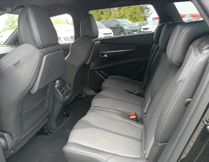 Peugeot 5008 14