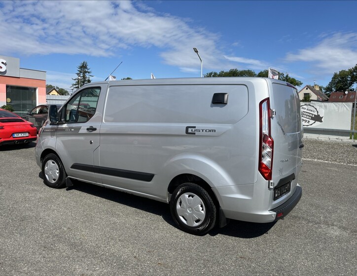 Ford Transit Custom 8