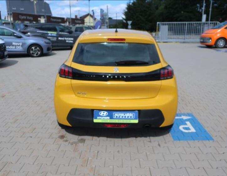 Peugeot 208 6
