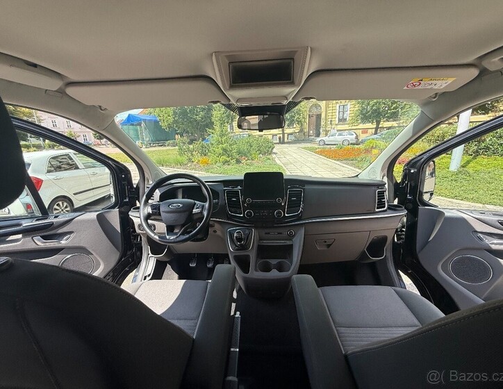 Ford Tourneo 12