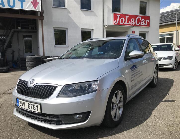 Škoda Octavia 1