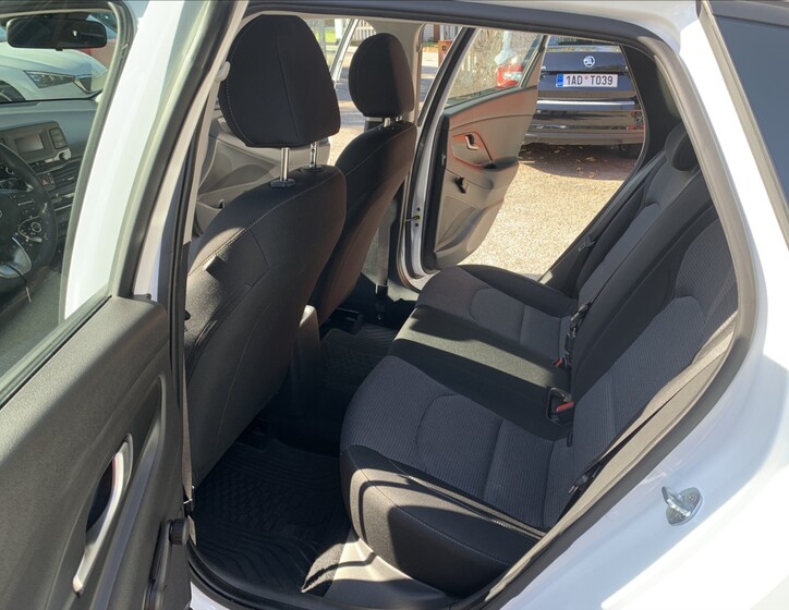 Hyundai i30 15