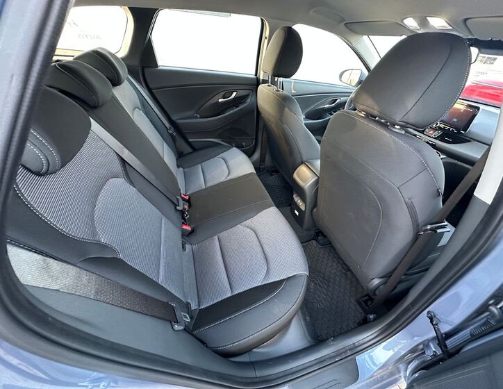 Hyundai i30 16