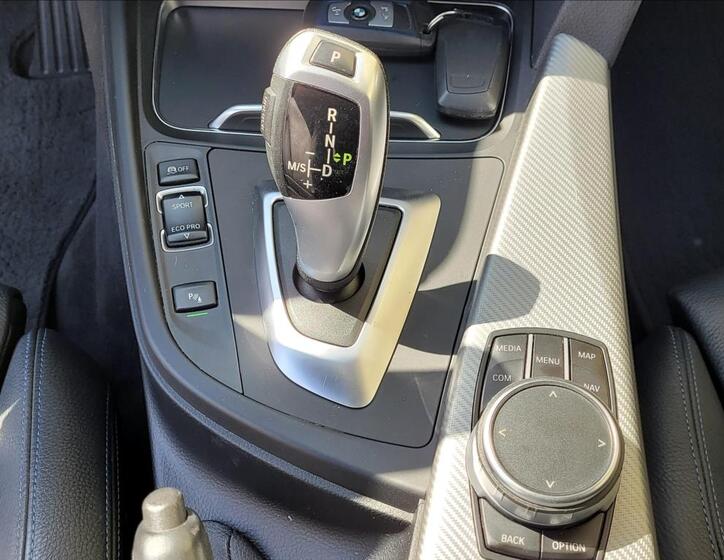 BMW Řada 3 32
