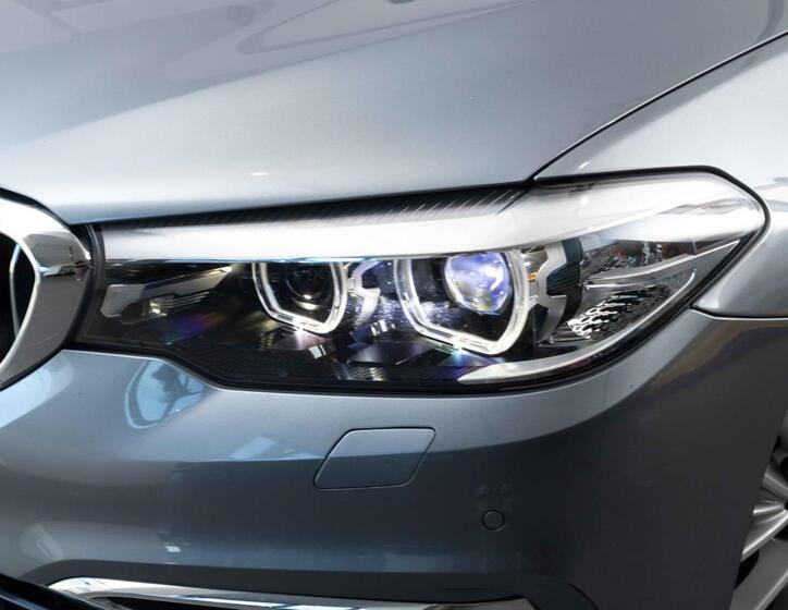 BMW Řada 5 8