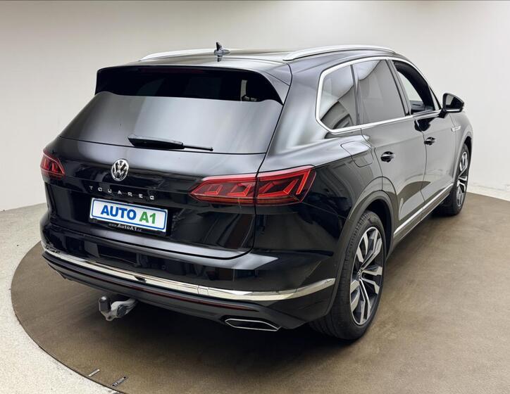 Volkswagen Touareg 4