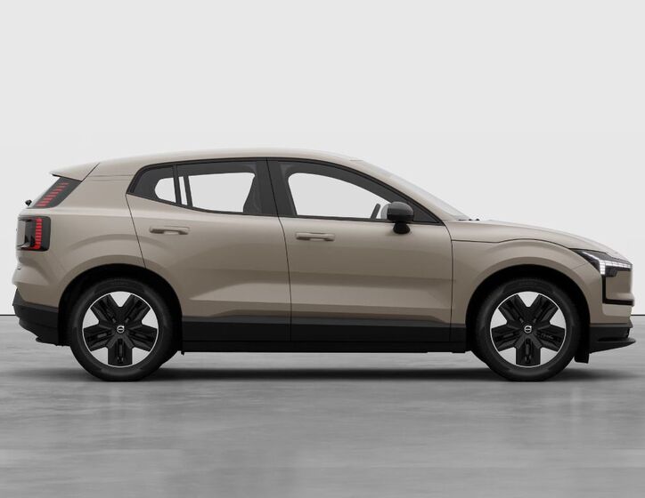Volvo EX30 7