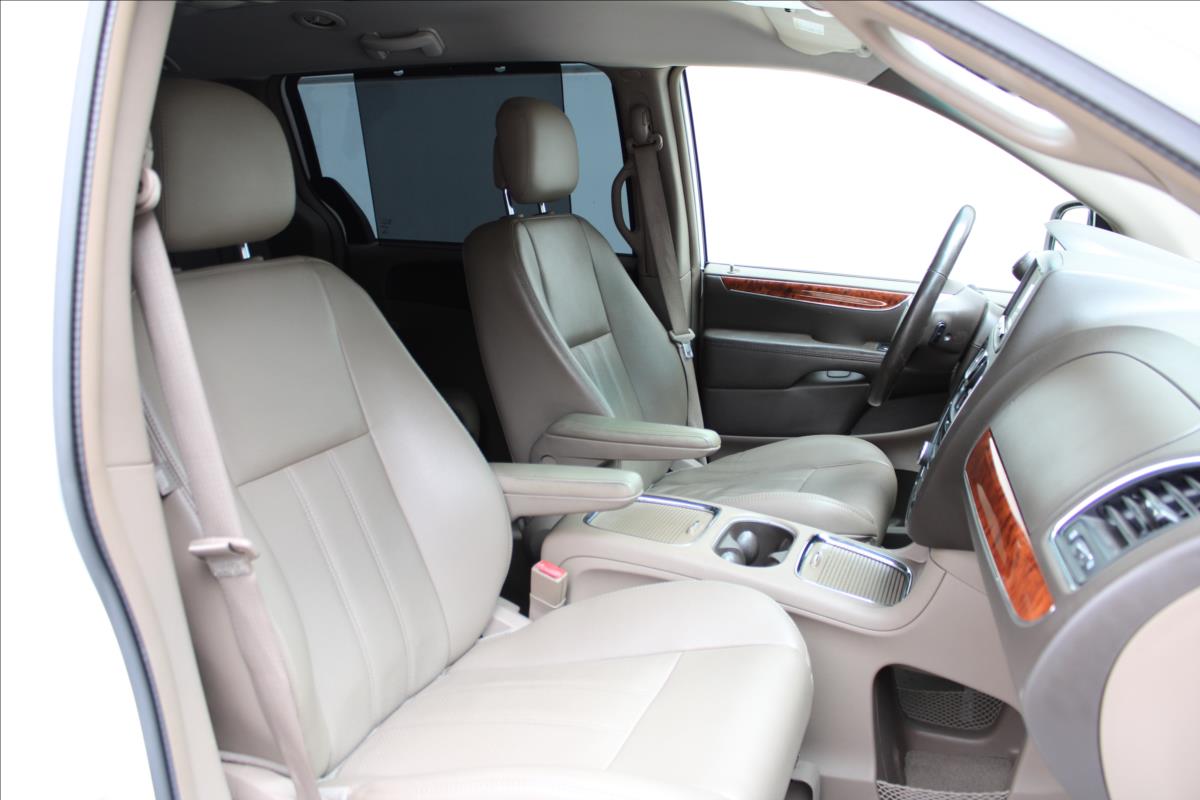 Chrysler Town & Country