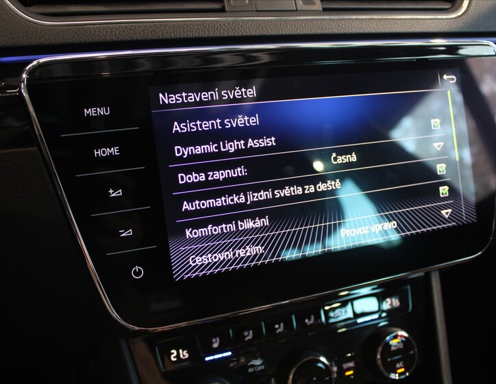 Škoda Superb 24