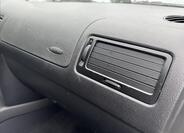 Volkswagen Golf 32