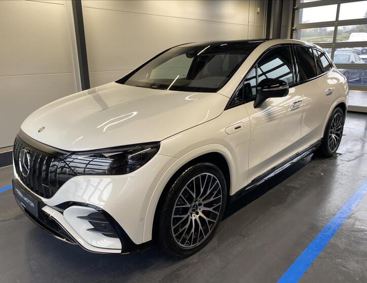 Mercedes-Benz EQE 1