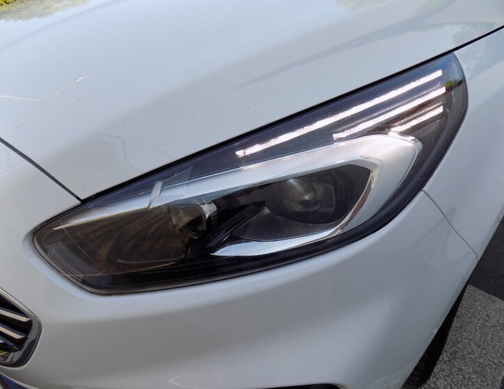 Ford S-MAX 42