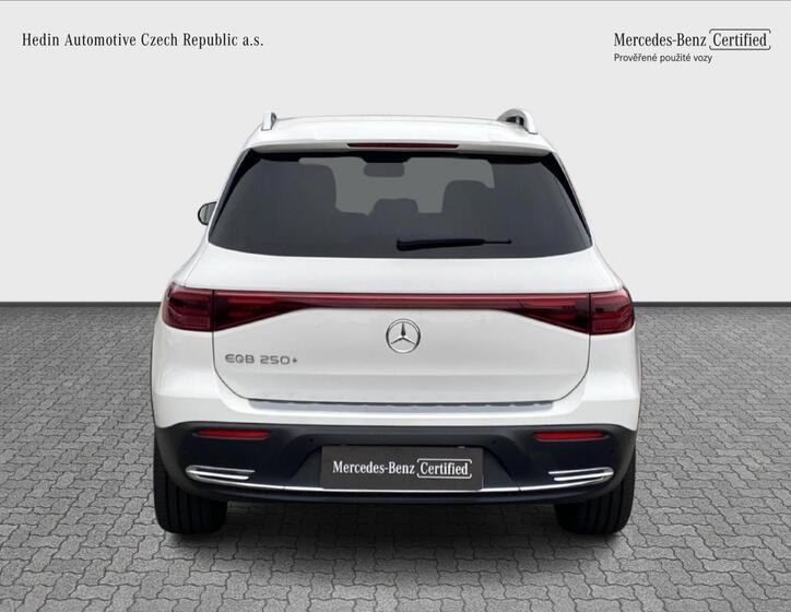 Mercedes-Benz EQB 4
