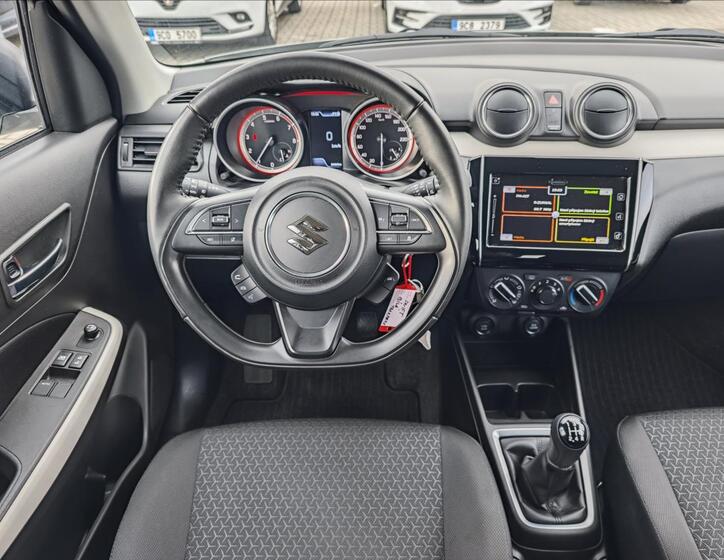 Suzuki Swift 16