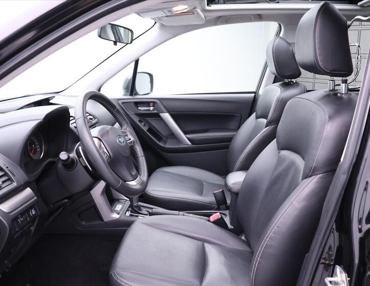 Subaru Forester 12