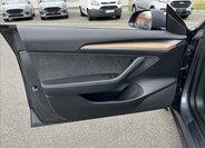 Tesla Model 3 42