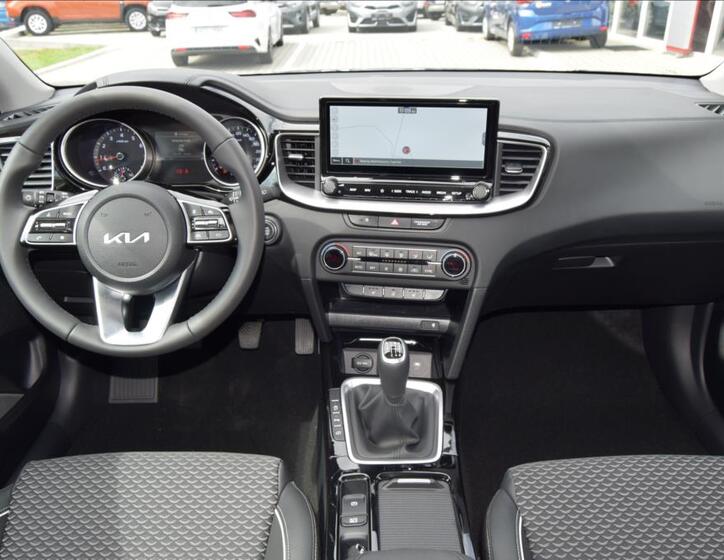 KIA XCeed 5
