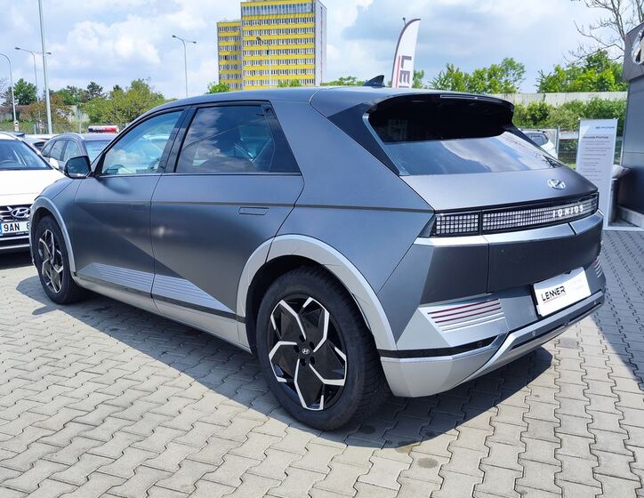 Hyundai IONIQ 7
