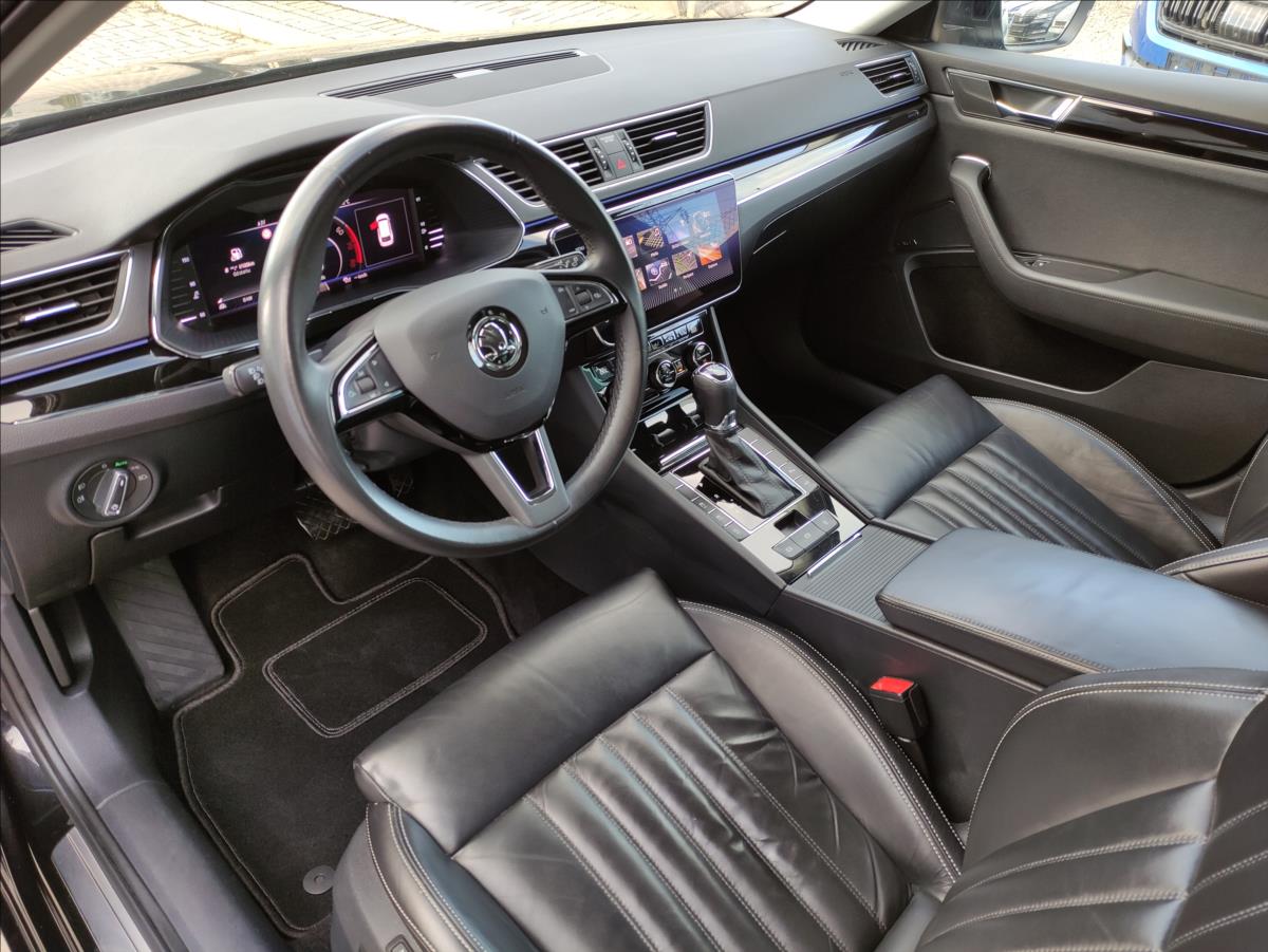 Škoda Superb