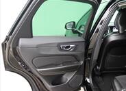 Volvo XC60 29