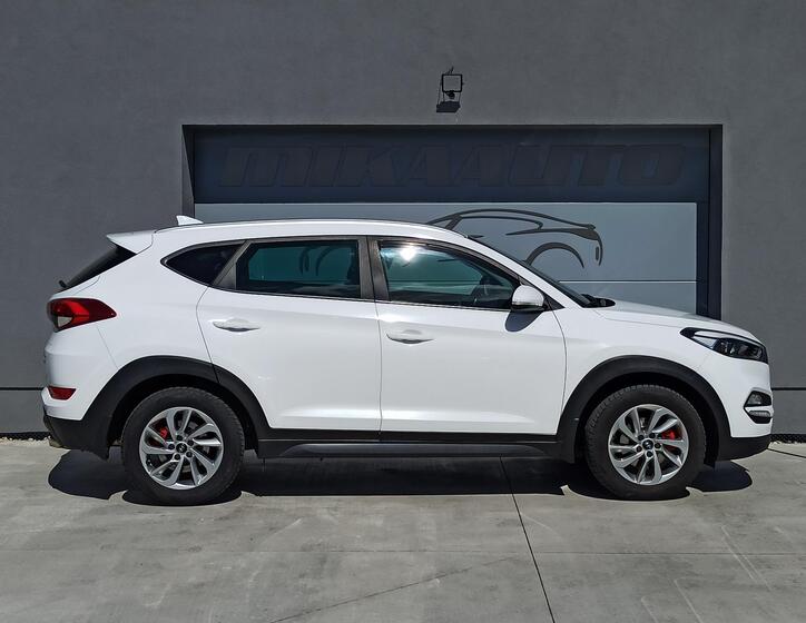 Hyundai Tucson 4
