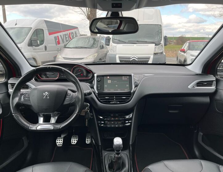 Peugeot 2008 3