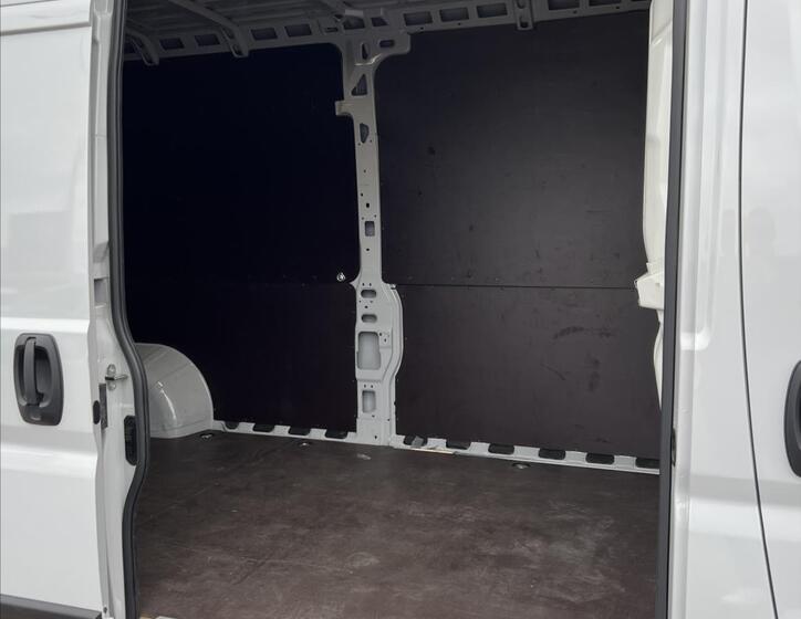 Toyota ProAce 11