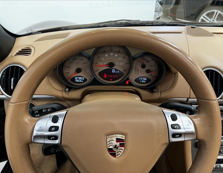 Porsche Boxster 7
