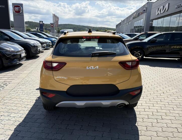 KIA Stonic 6