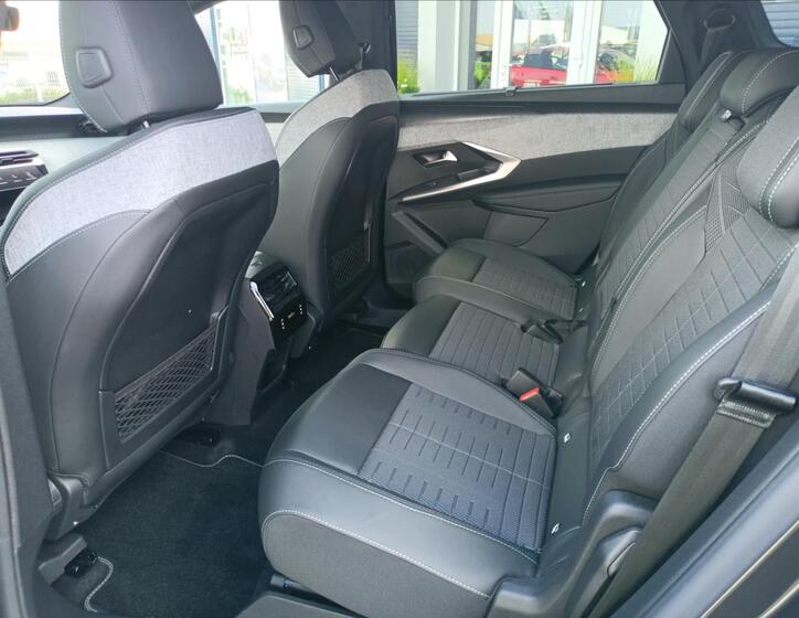 Peugeot 5008 14