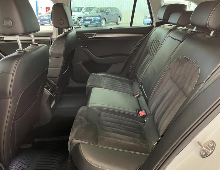 Škoda Superb 22