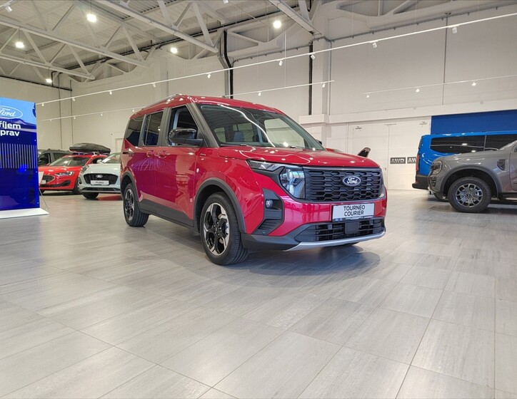 Ford Tourneo Courier 2