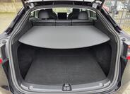 Tesla Model Y 10