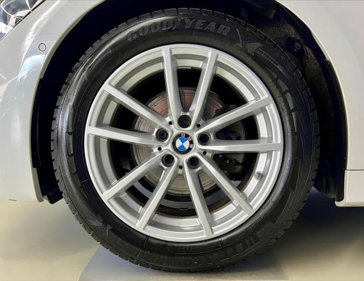 BMW Řada 3 9