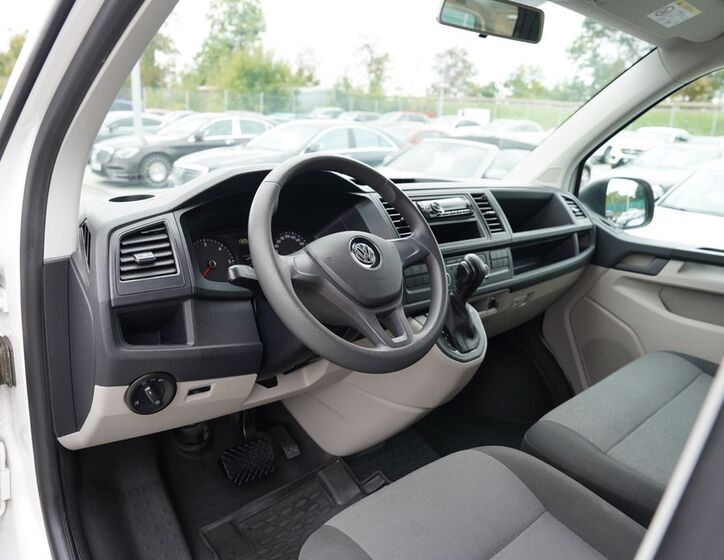 Volkswagen Transporter 24