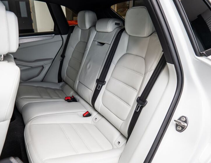 Porsche Macan 10