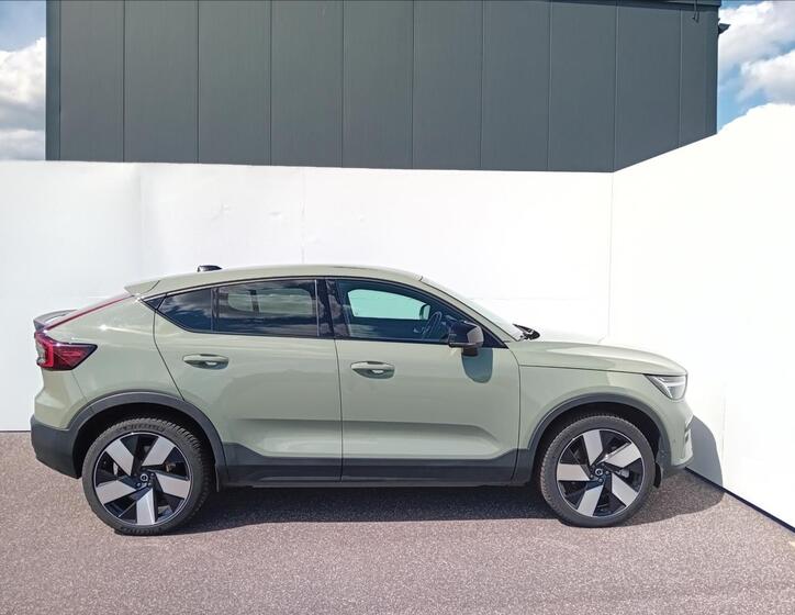 Volvo C40 3