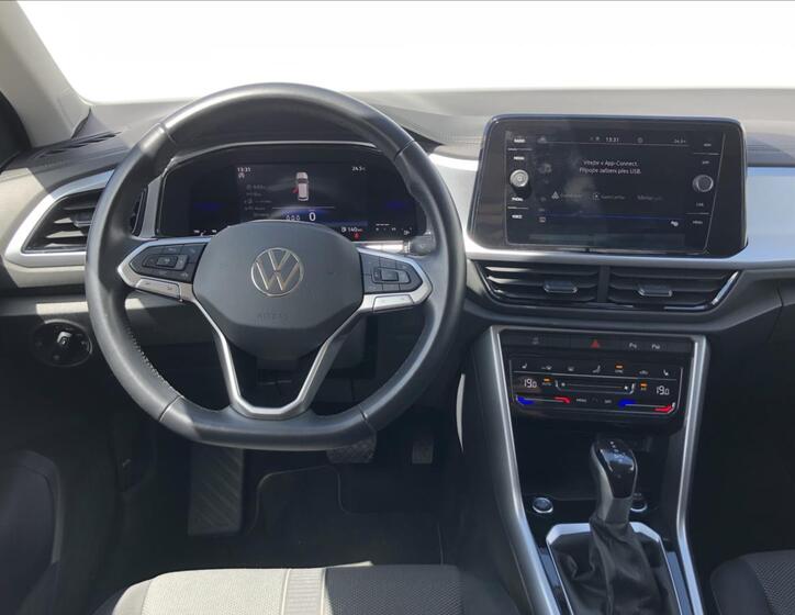 Volkswagen T-Roc 14