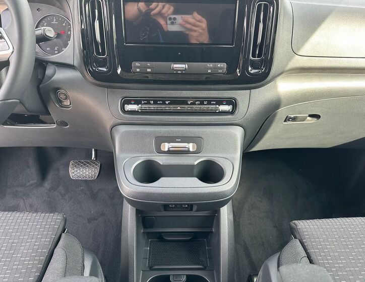 Mercedes-Benz Vito 17