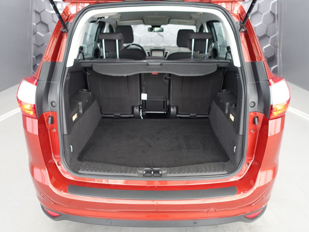 Ford Grand C-MAX