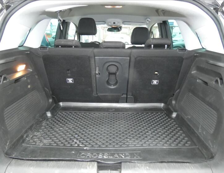Opel Crossland 12