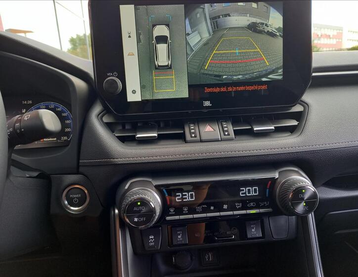 Toyota RAV4 13