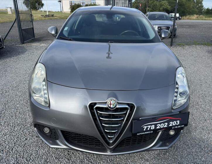 Alfa Romeo Giulietta 10